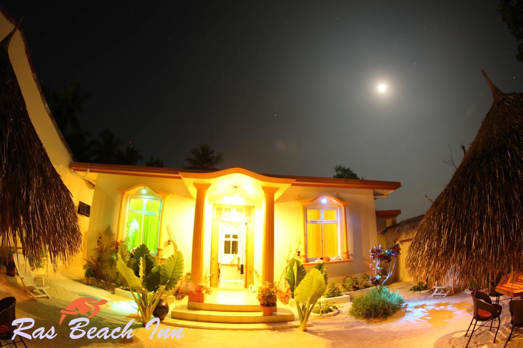 Ras Beach Inn Rasdhoo エクステリア 写真