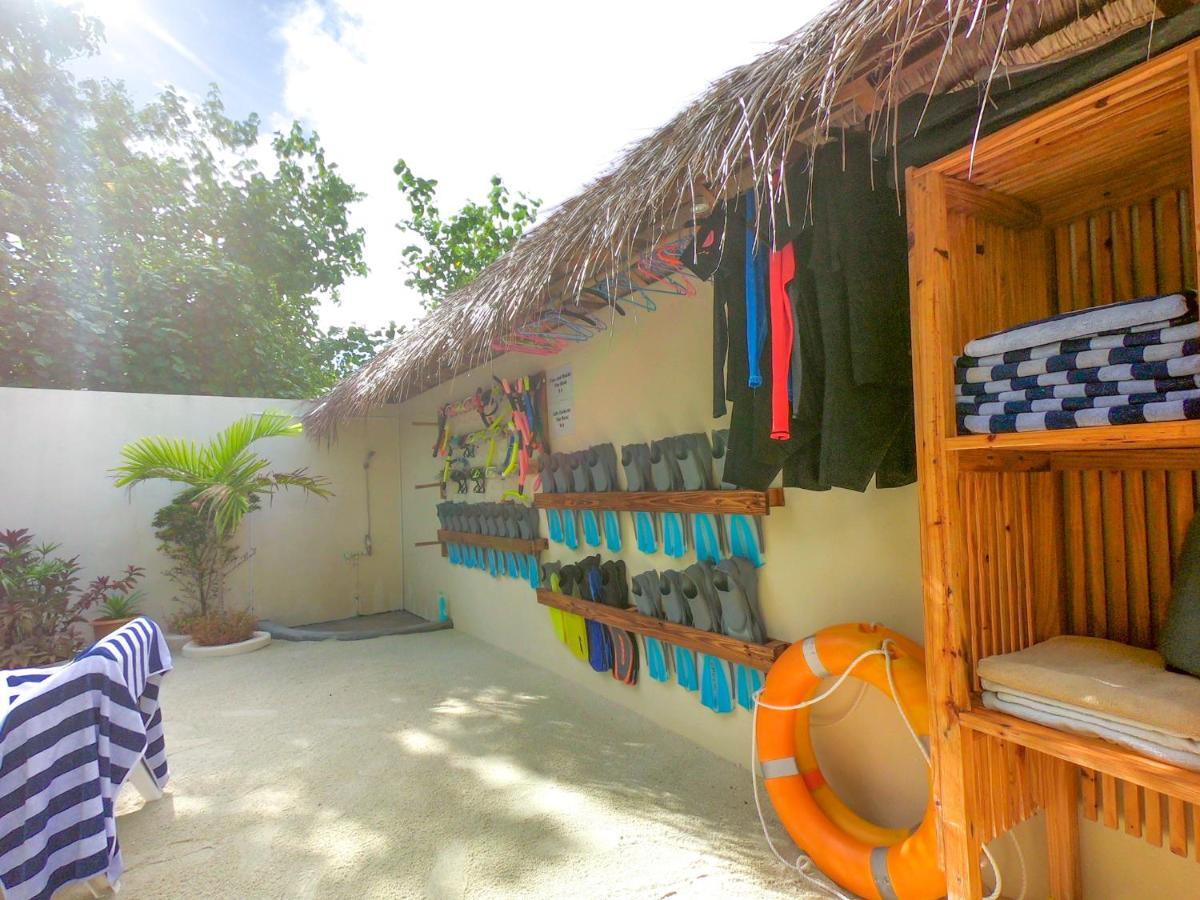 Ras Beach Inn Rasdhoo エクステリア 写真